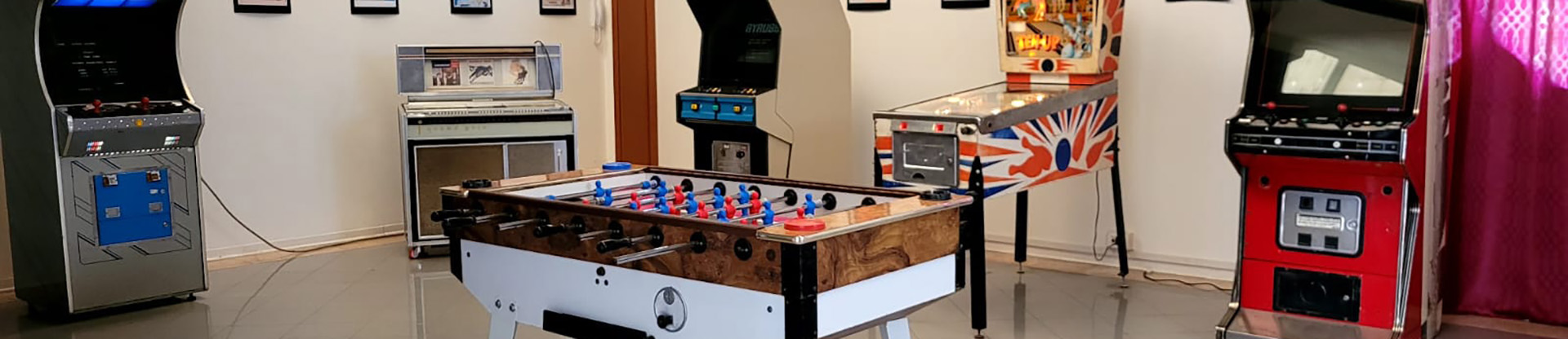 Jukebox Vintage Eventi - Jukebox e flipper originali per allestimenti raffinati e indimenticabili.