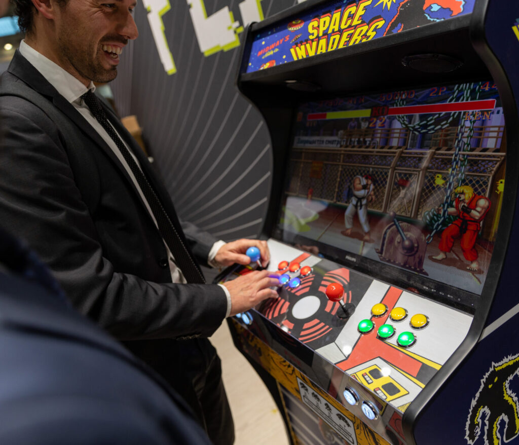 Jukebox Vintage Eventi - Jukebox e flipper originali per allestimenti raffinati e indimenticabili.